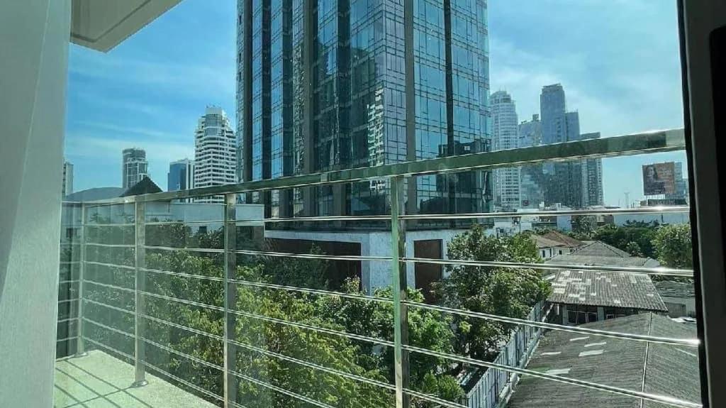 Apartament Vivi Avenue Thonglor Bangkok Zewnętrze zdjęcie